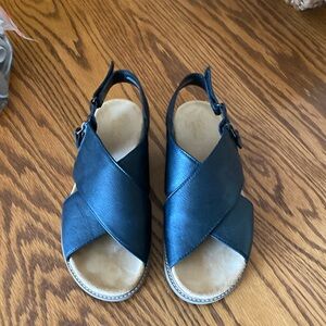 Clarks artisan leather sandals that